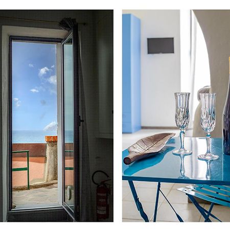 Pepita Apartment , Big Window To The Sea Манарола Екстер'єр фото